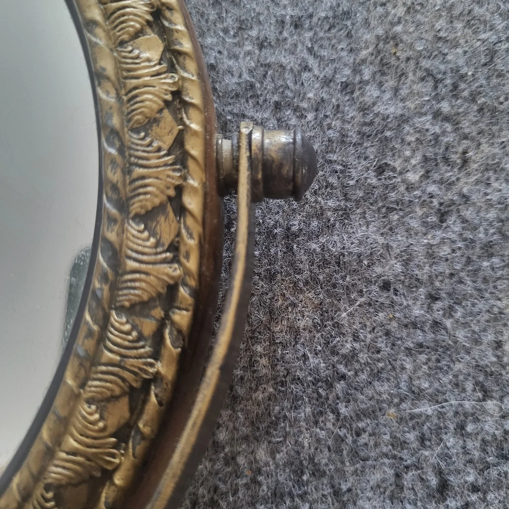 Vintage Style Tabletop Mirror - Picture 3 of 7